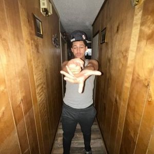 Meet your Posher, Larry